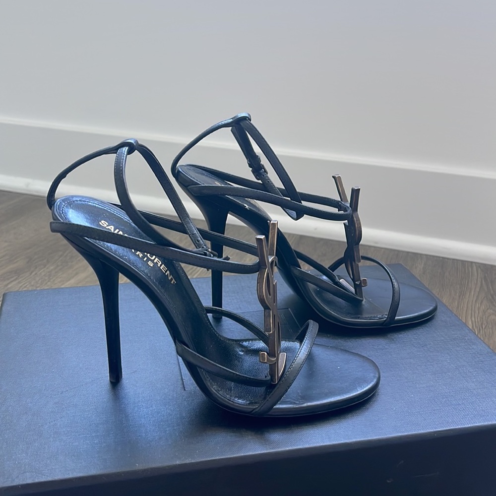 YSL Heels - Picture 3 of 6